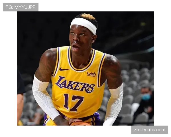 梦想队新秀后卫凯特琳·克拉克首秀既取三双，创历史纪录